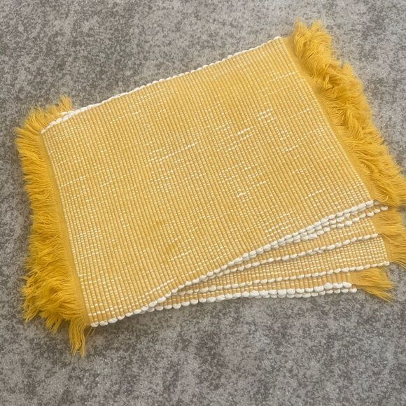 Surya Weaved Textured Placemats 8 - Picture 1 of 3